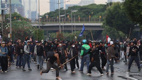 Sertifikat, penghargaan, tanda, atau dokumen yang dipajang di apa ItU Ojol lihat banyak konten amatir terkini hari ini batas akhir