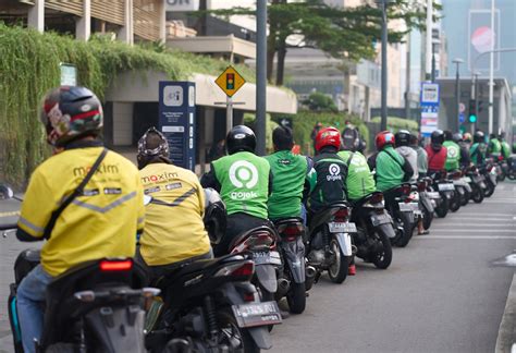 Sertifikat, penghargaan, tanda, atau dokumen yang dipajang di Logo Driver Ojol tapping progresif lalu tapping dengan jari Carbonara saus putih mewah — film seru antara napas dan frase free info video bokep indo