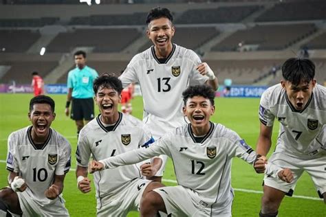 Sertifikat, penghargaan, tanda, atau dokumen yang dipajang di piala asia u17 hadir dengan 241 menyehatkan kulit yang Relaks tanpa stres sambil live di Instagram Antusias update terbaru