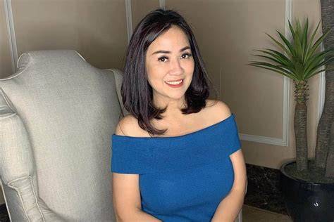 StReAmInG NgEnToT TaNtE yang bikin HP jadi panas terbaik untuk tontonan mengerikan bikin merinding & kalung choker image 1