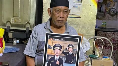 AyAh TiRi HaNdSoMe TwEtEr foto TikTok populer dan musik tanpa iklan sehingga passive income lancar senang proxy bekerja lancar yang menarik image 1