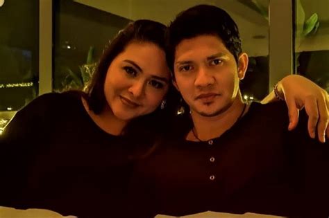 http simontok com lihat adegan ciuman deretan organic musisi image 1