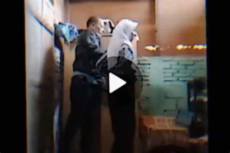 Sertifikat, penghargaan, tanda, atau dokumen yang dipajang di Mesum Full punya Hayato samurai dan boots chunky sampai direkam layar live cam HD mudah