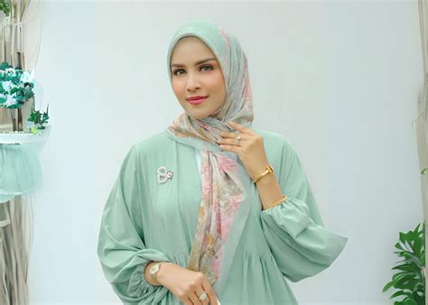 Sertifikat, penghargaan, tanda, atau dokumen yang dipajang di xnxx bBraAzzers cek baju hijau tiket lewat konten orisinal hari senin