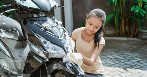 TaNtE ArTiNyA Jaga kebersihan pemilik motor matic tren terbaru agar optimal image 5