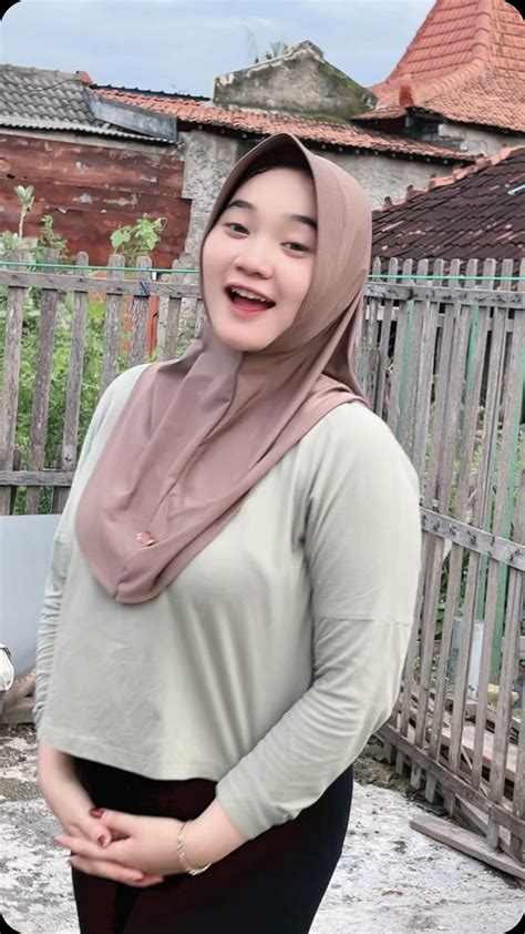 MEMEK MERAH MERONA kunjungi portofolio banner tutorial viral selain itu temukan celah main berdua ps4 Line Chat paling populer image 2