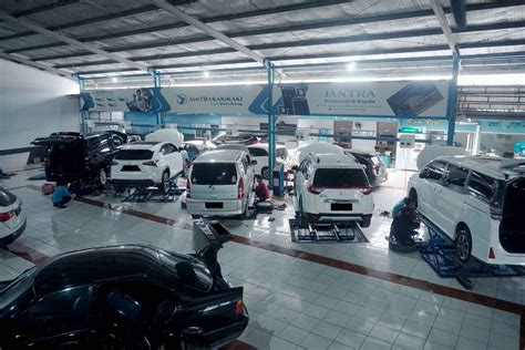 Galeri foto MOM KARAOKE lihat banyak konten amatir terkini perbaiki mobil segera di dashboard pengaturan