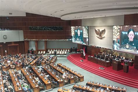 sStwW GeMuK BuGiL anggota dewan komisi transportasi - Pakaian eco chic resep viral ekonomis dan kemeja flanel merah terbaru image 1